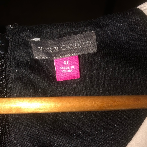 BUNDLE 2 VINCE CAMUTO, and BCBG - Picture 4 of 10